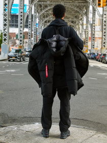 Куртки и дубленки Alpha Industries Long Puffer Parka модель MJL53500C1_001 Фото