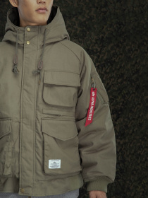 Куртки та дублянки Alpha Industries MA-1 модель MJM53502C1_359 Фото