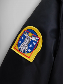 Куртки та дублянки Alpha Industries Nasa MA-1 модель MJN53500C1_001 Фото