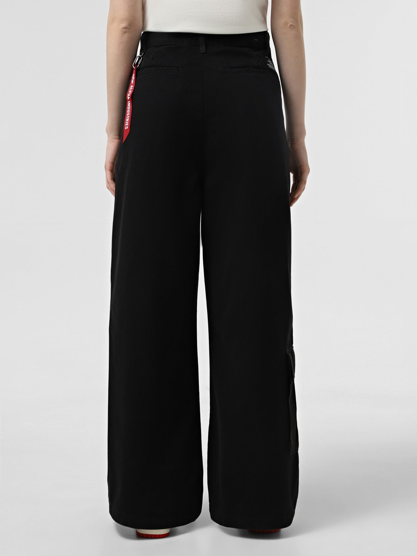 Брюки Alpha Industries Wide Leg W модель WBW53500CO_001 Брюки Alpha Industries Wide Leg W модель WBW53500CO_001 Фото