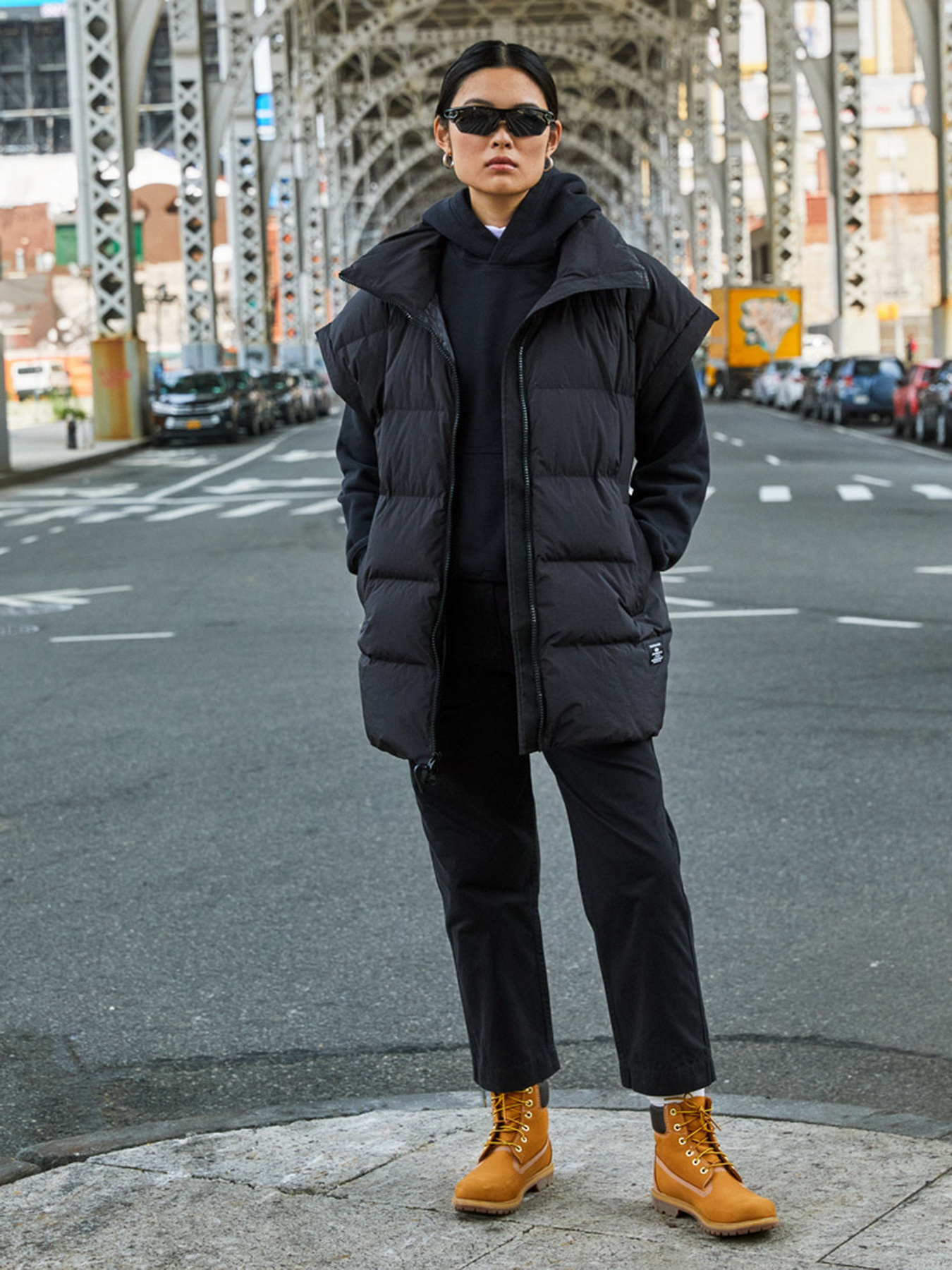 Куртки та дублянки Alpha Industries Sierra Belted Vest модель WJB53500C1_001 Фото