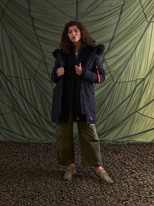 Куртки и дубленки Alpha Industries Elyse Gen II модель WJE52500C1_001 Фото