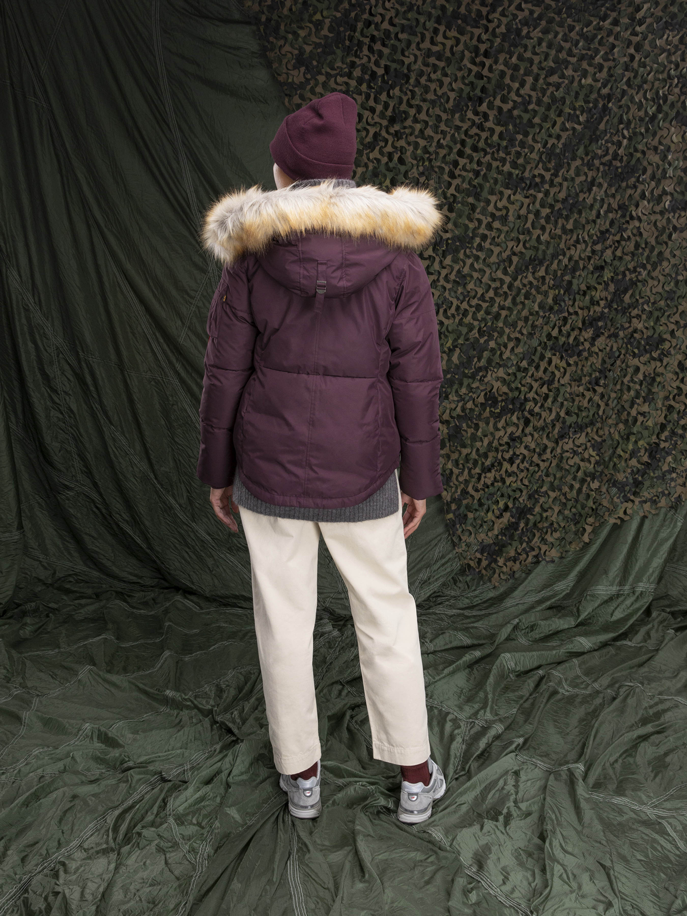 Куртки и дубленки Alpha Industries Short W модель WJS52501C1_506 Куртки и дубленки Alpha Industries Short W модель WJS52501C1_506 Фото