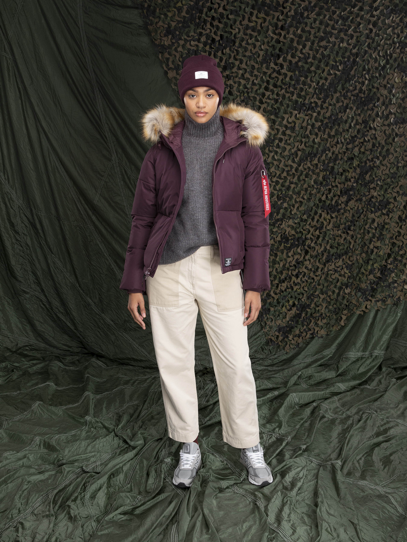 Куртки и дубленки Alpha Industries Short W модель WJS52501C1_506 Куртки и дубленки Alpha Industries Short W модель WJS52501C1_506 Фото