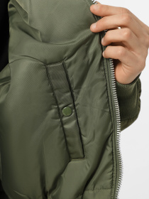 Куртки та дублянки Alpha Industries B-15 модель MJB23010C1_310 Фото