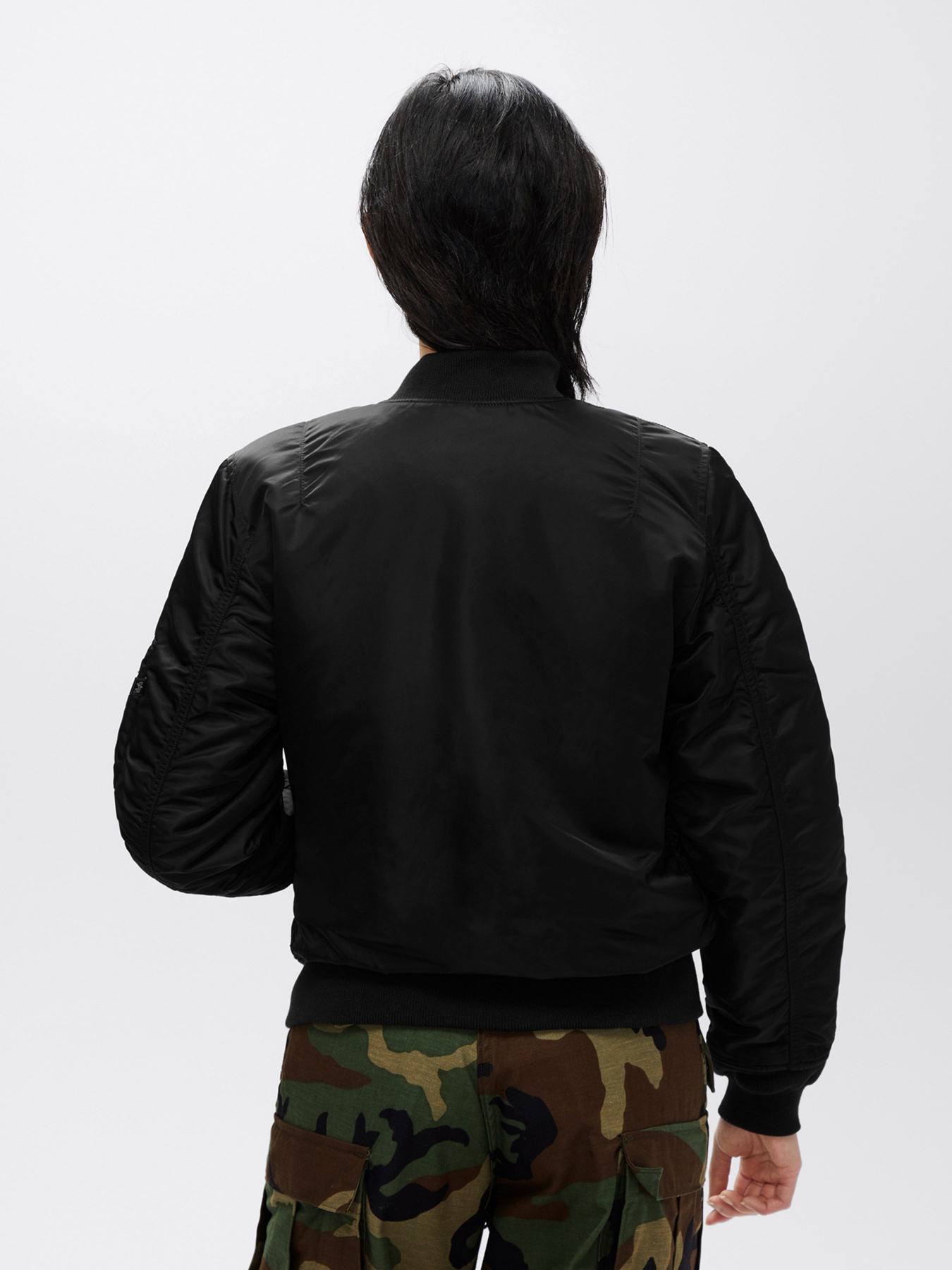 Куртки та дублянки Alpha Industries MA-1 модель WJM44500C1_001 Куртки та дублянки Alpha Industries MA-1 модель WJM44500C1_001 Фото
