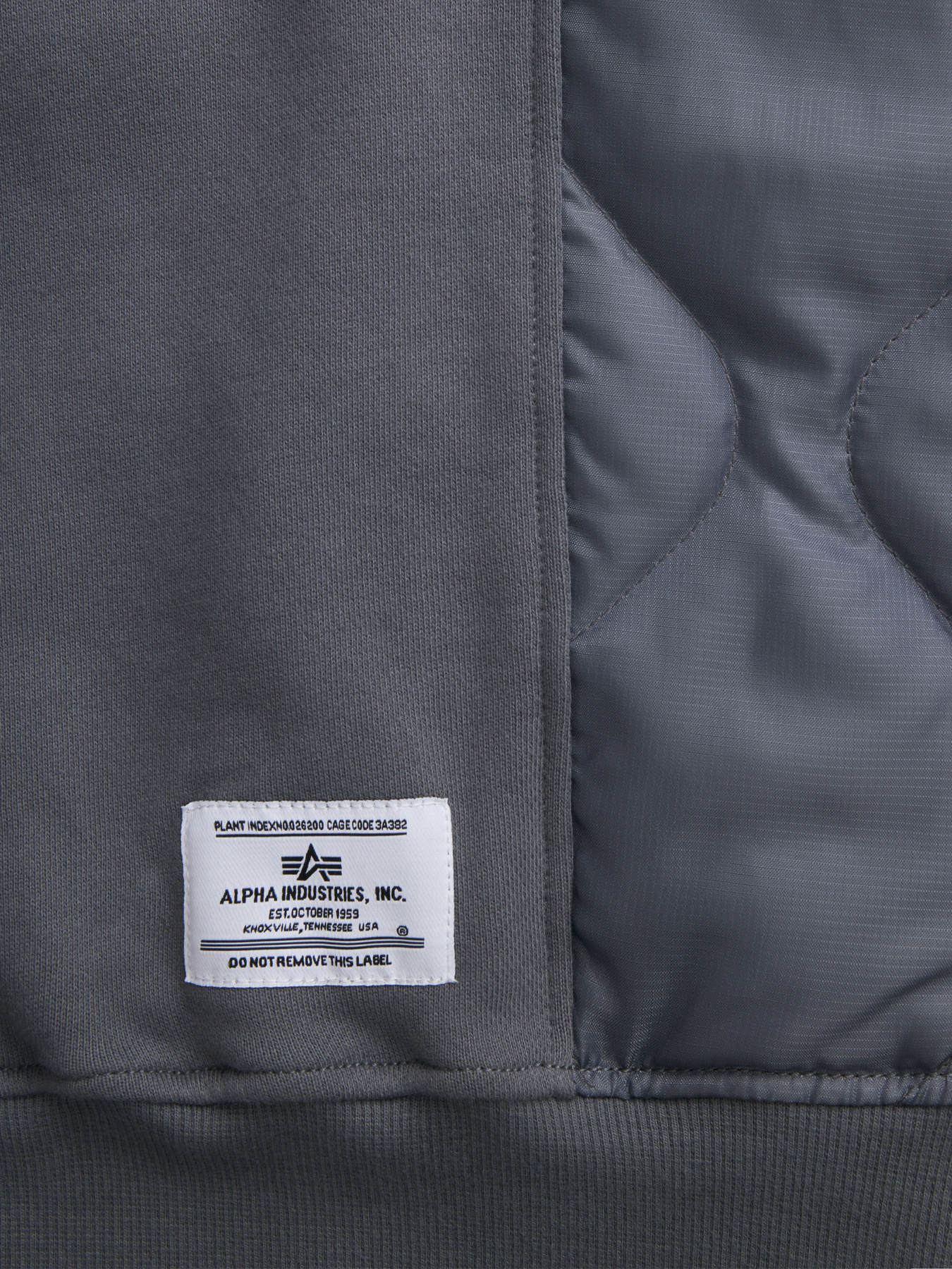 Футболки и поло Alpha Industries Short Sleeve модель MSS54000C1_056 Футболки и поло Alpha Industries Short Sleeve модель MSS54000C1_056 Фото