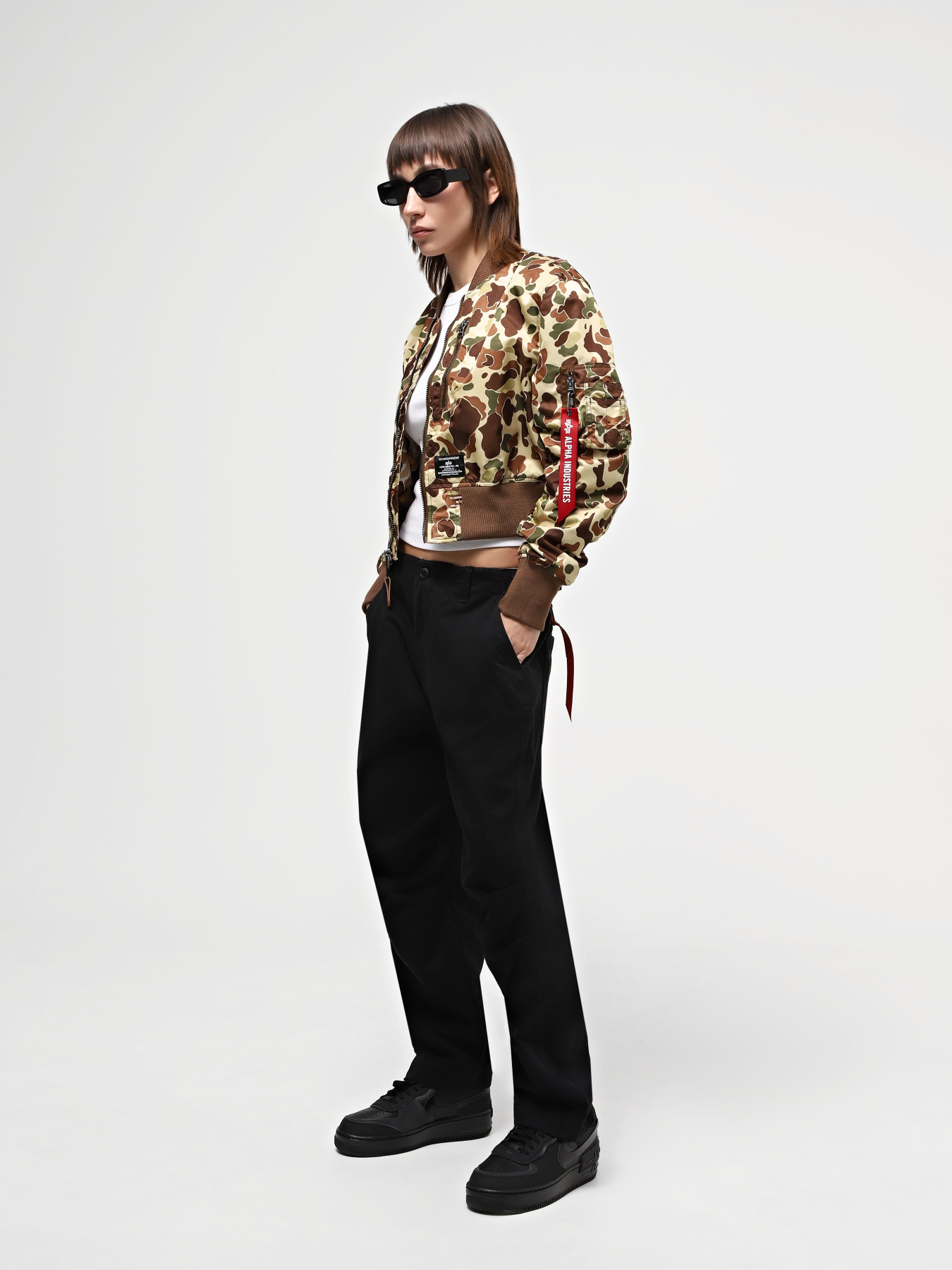 Куртки и дубленки Alpha Industries L-2b Cropped Gen II Bomber Jacket W модель WJL53000C1_939 Фото