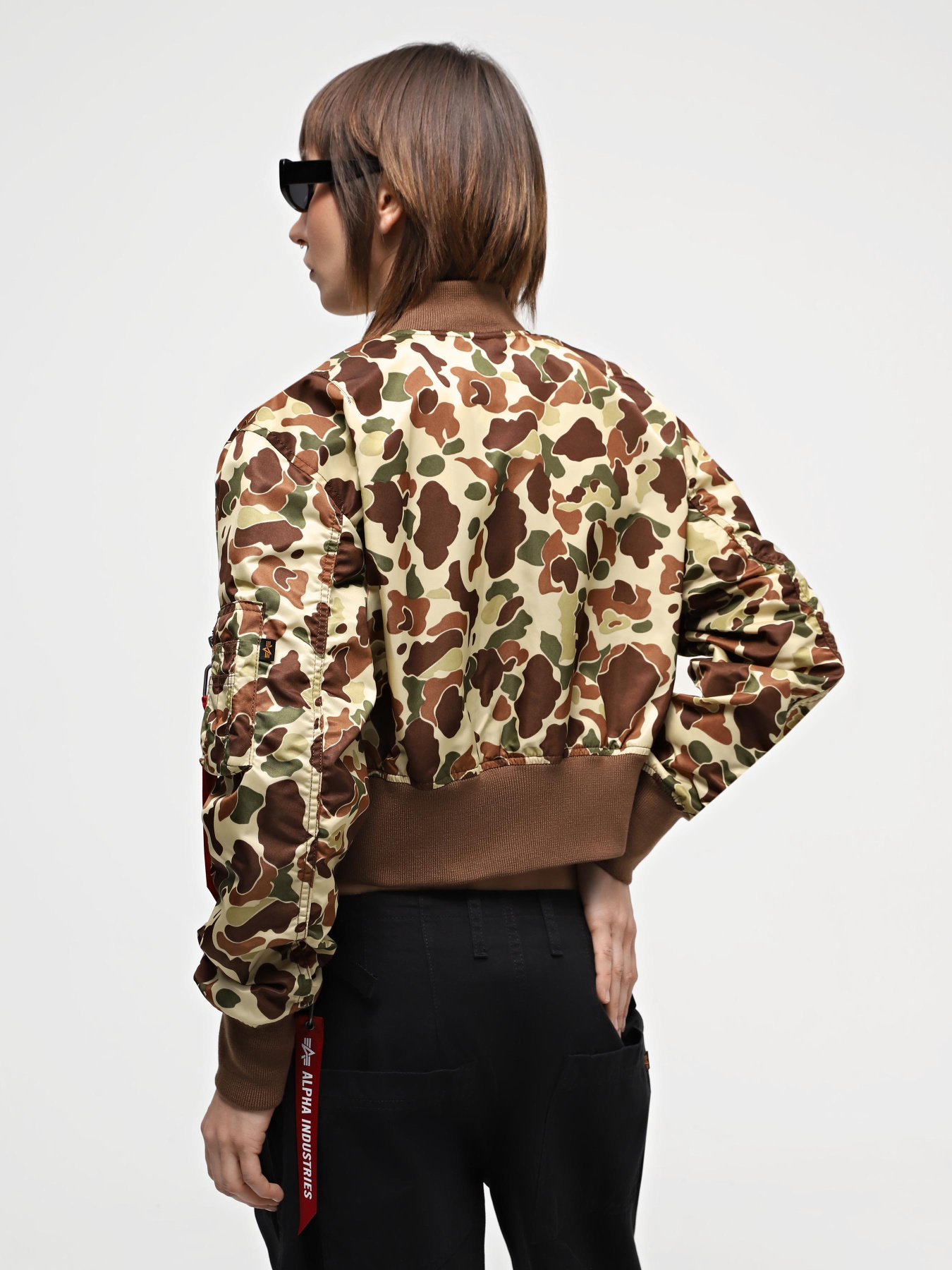 Куртки и дубленки Alpha Industries L-2b Cropped Gen II Bomber Jacket W модель WJL53000C1_939 Фото