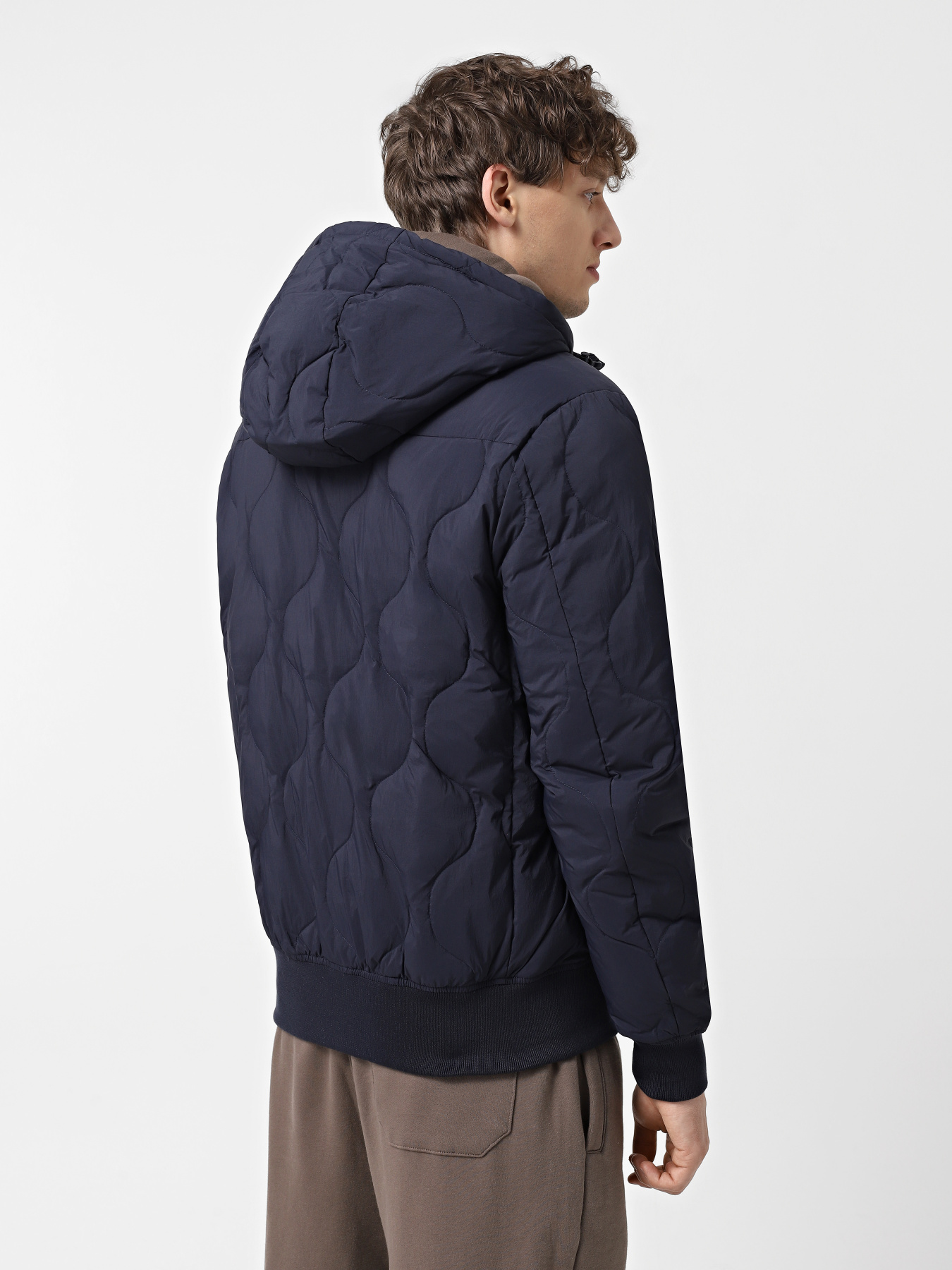 Куртки и дубленки Alpha Industries Lightweight Quilted Down модель MJL54501C1_410 Фото