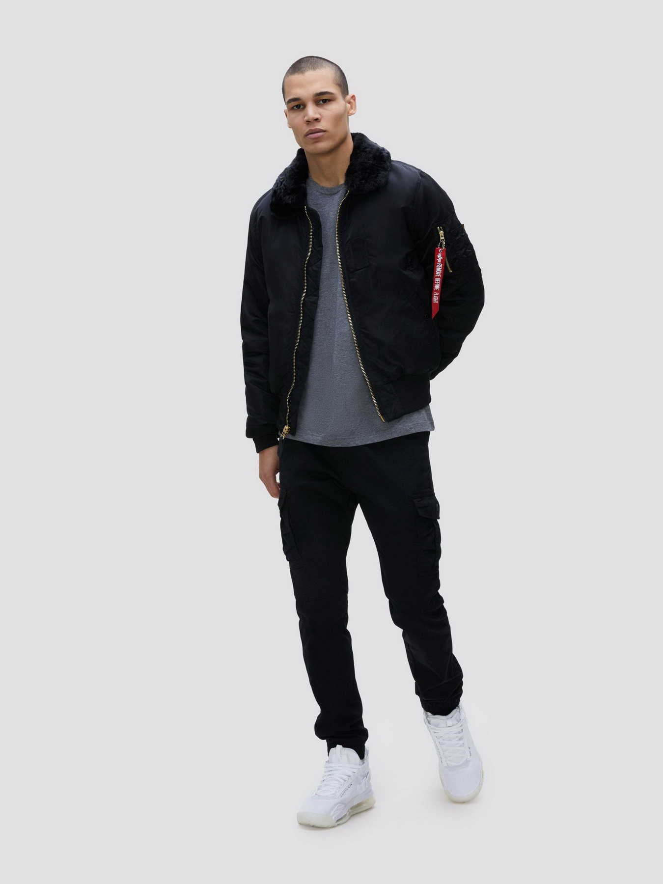 Куртки та дублянки Alpha Industries B-15 Slim Fit модель MJB45500C1_001 Фото