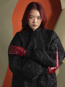 Куртки и дубленки Alpha Industries MA-1 модель WJB54502C1_001 Фото