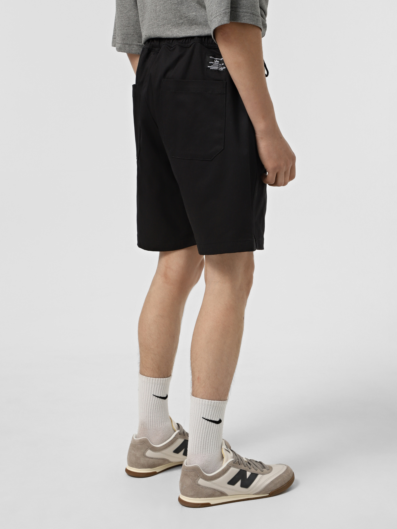 Шорты Alpha Industries CTN модель MBC55000C1_001 Фото