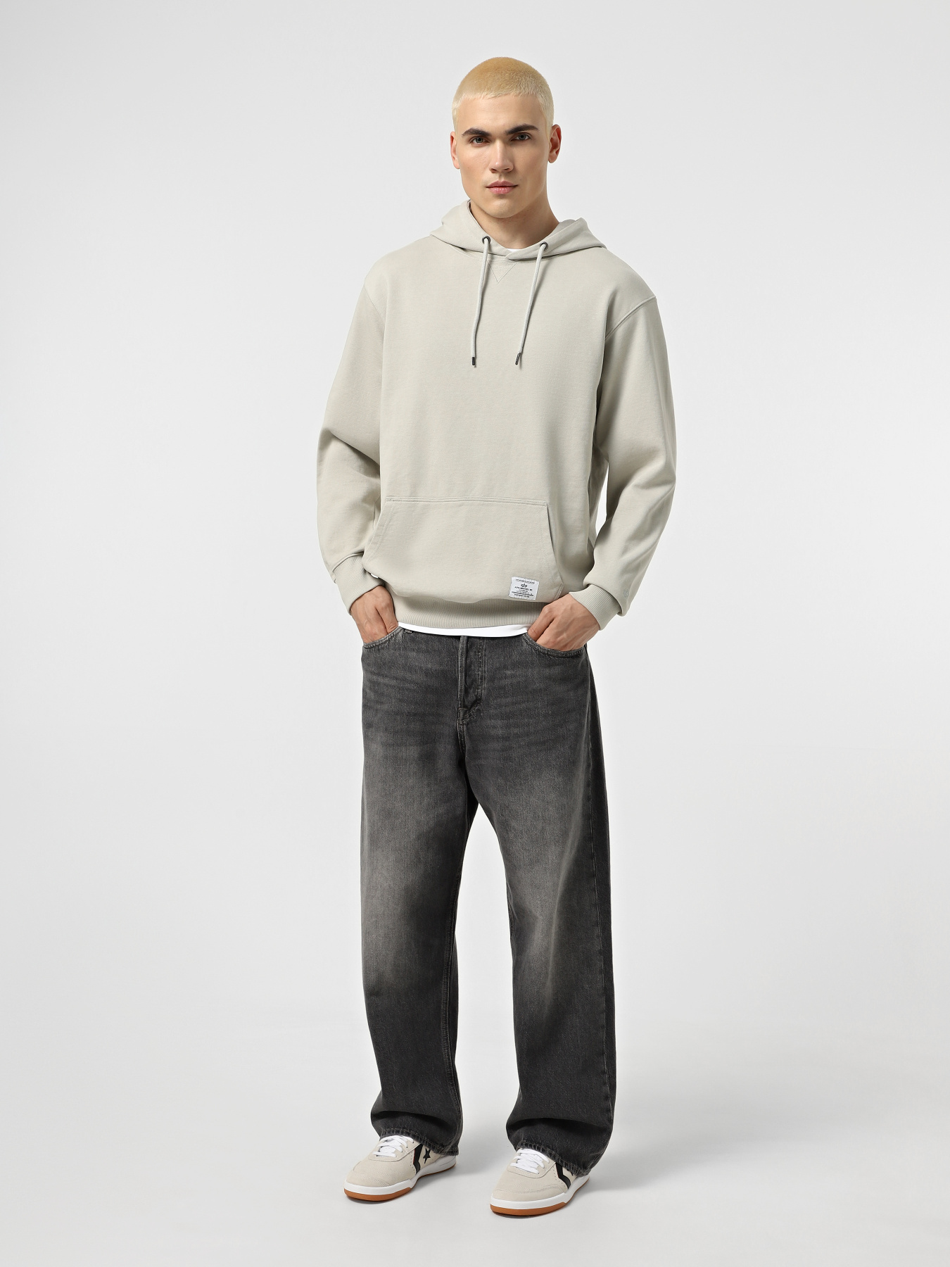 Худи и свитшоты Alpha Industries Essential French Terry Hoodie Gen II модель USE55000C1_067 Фото