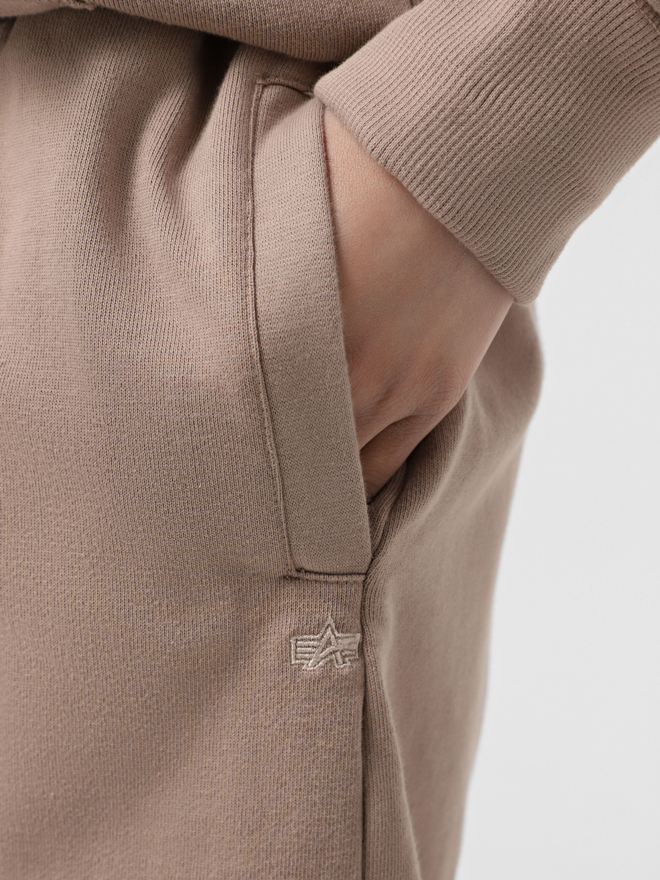 Шорты Alpha Industries Essential French Terry модель MBE55001C1_249 Фото