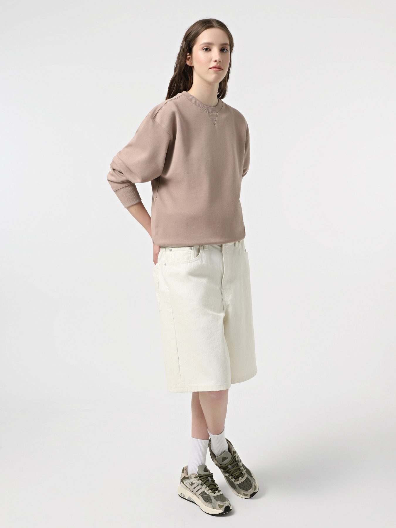 Худи и свитшоты Alpha Industries Essential French Terry Crewneck Gen II модель USE55001C1_249 Фото