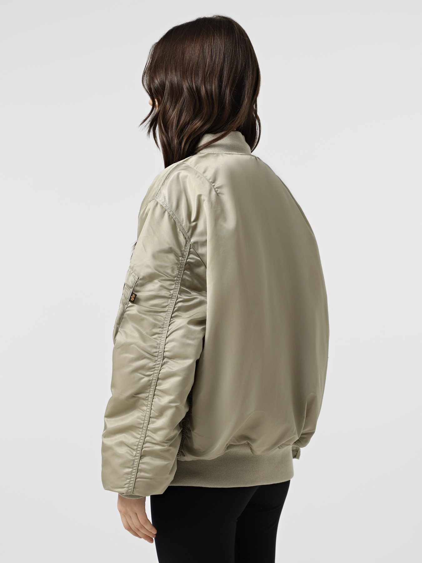 Куртки та дублянки Alpha Industries ALPHA MA-1 FLIGHT JACKET модель MJM21000C1_369 Фото