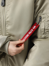 Куртки та дублянки Alpha Industries ALPHA MA-1 FLIGHT JACKET модель MJM21000C1_369 Фото