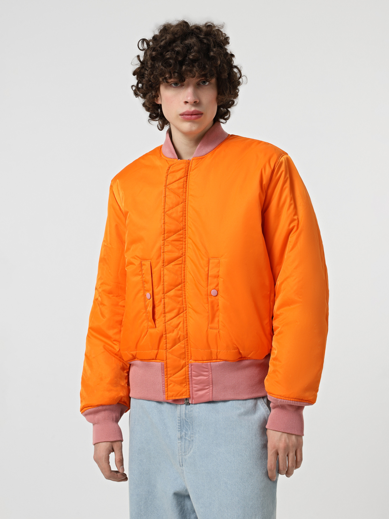 Куртки та дублянки Alpha Industries ALPHA MA-1 FLIGHT JACKET модель MJM21000C1_652 Фото