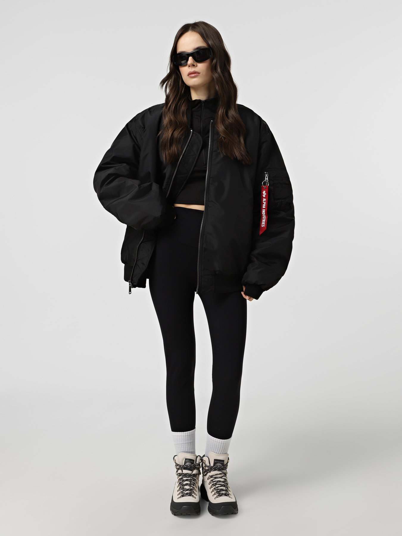 Куртки та дублянки Alpha Industries MA-1 LOGO OXFORD FLIGHT JACKET модель MJM55513C1_001 Куртки та дублянки Alpha Industries MA-1 LOGO OXFORD FLIGHT JACKET модель MJM55513C1_001 Фото