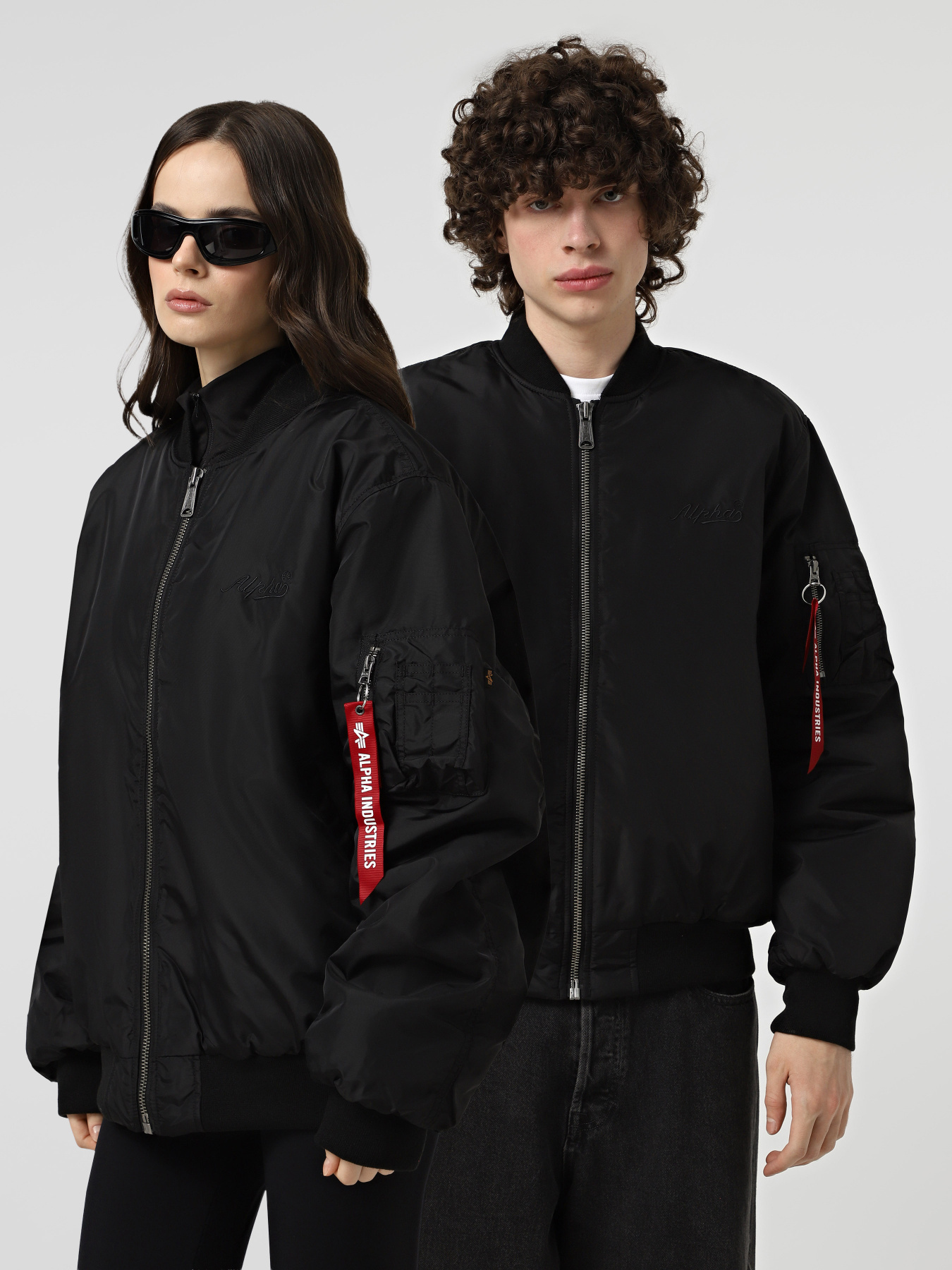 Куртки та дублянки Alpha Industries MA-1 LOGO OXFORD FLIGHT JACKET модель MJM55513C1_001 Куртки та дублянки Alpha Industries MA-1 LOGO OXFORD FLIGHT JACKET модель MJM55513C1_001 Фото
