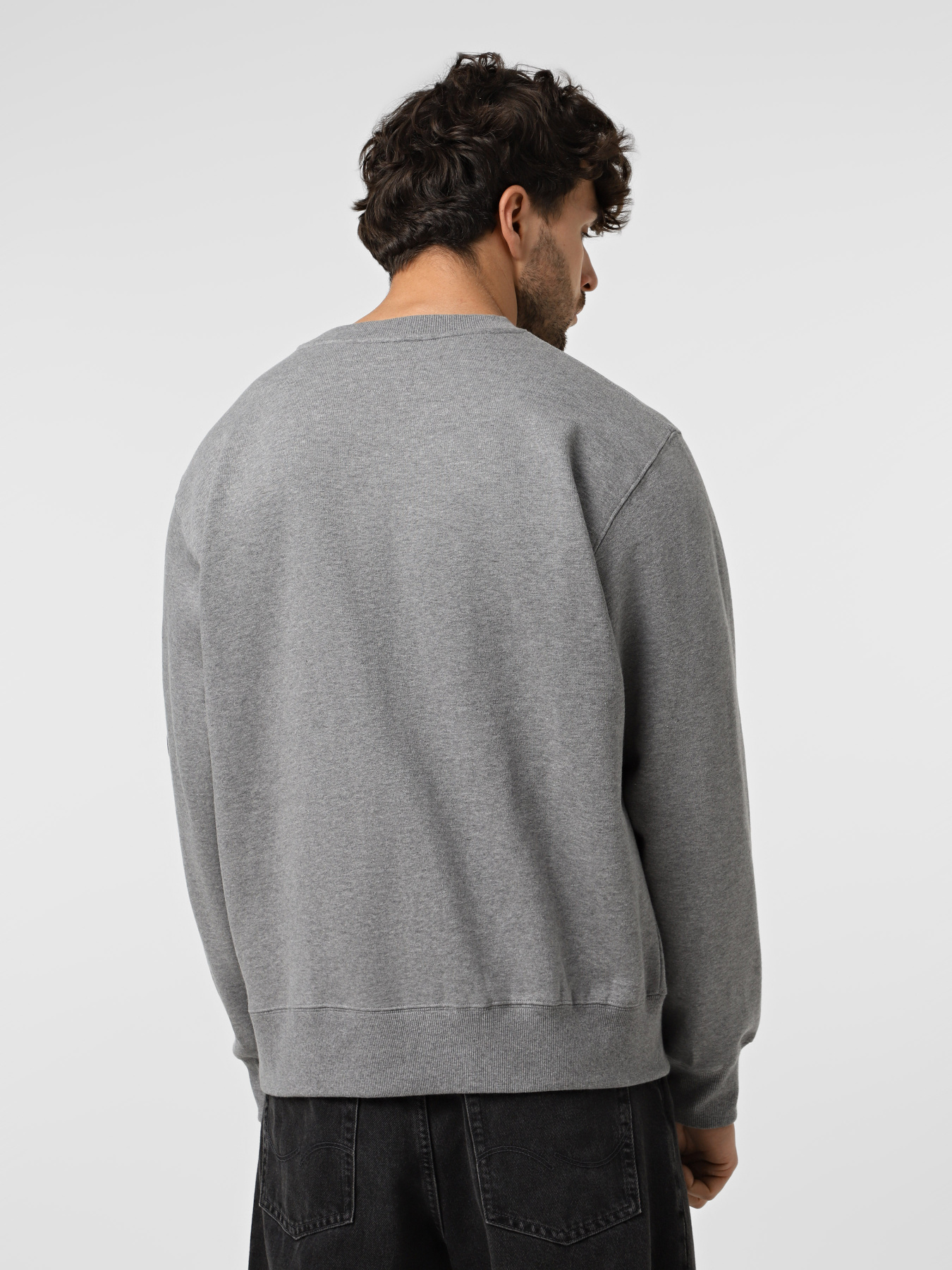Худи и свитшоты Alpha Industries UTILITY POCKET CREWNECK модель USU55501C1_063 Худи и свитшоты Alpha Industries UTILITY POCKET CREWNECK модель USU55501C1_063 Фото