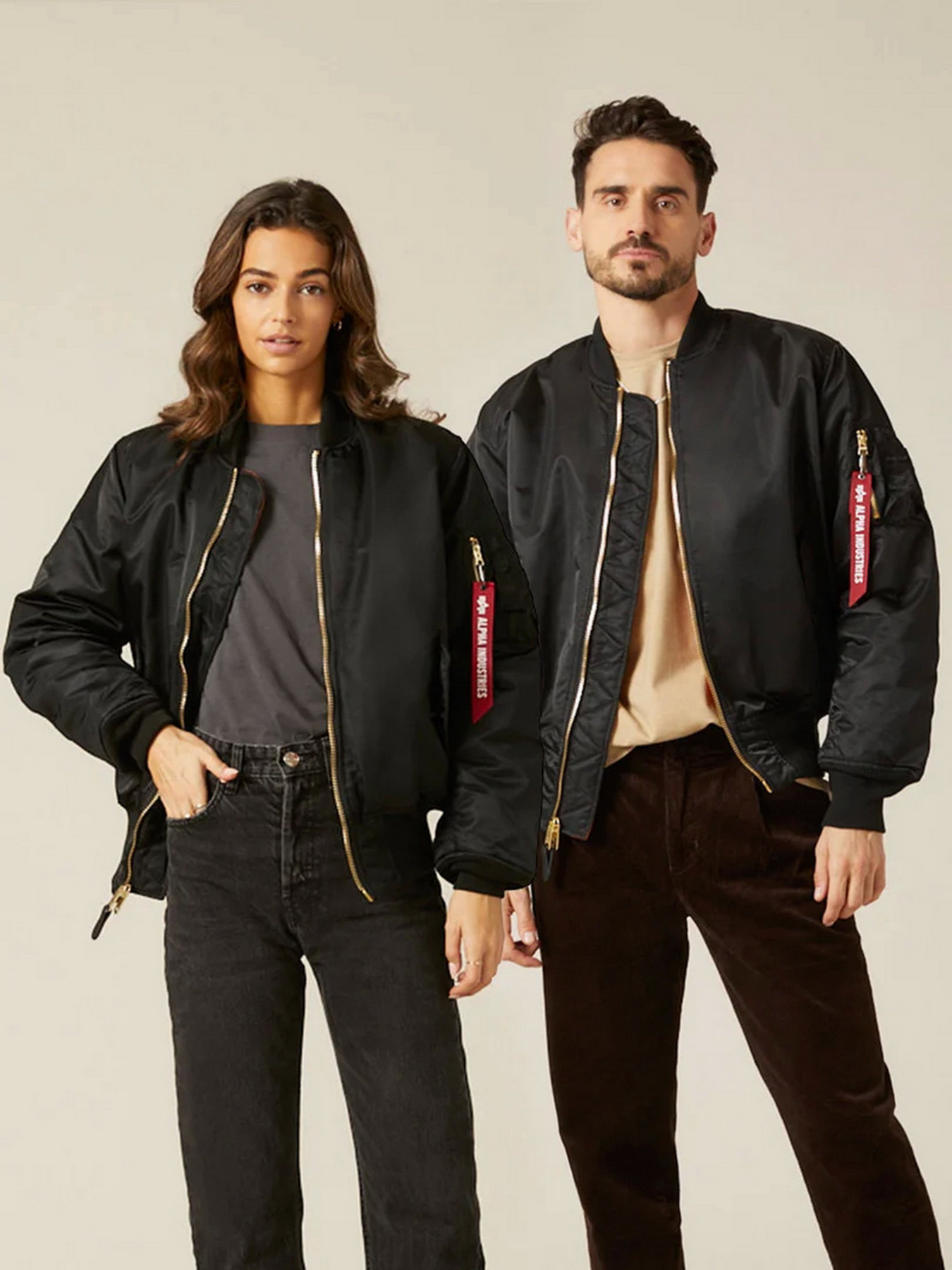 Куртки та дублянки Alpha Industries Ma-1 модель MJM21000C1_001 Куртки та дублянки Alpha Industries Ma-1 модель MJM21000C1_001 Фото