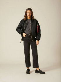 Куртки та дублянки Alpha Industries Ma-1 модель MJM21000C1_001 Фото