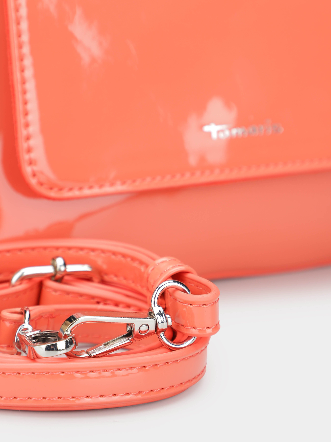 Сумки Tamaris модель 32842,660 Сумки Tamaris модель 32842,660 Фото