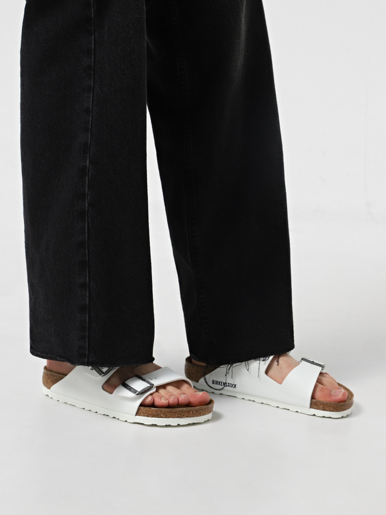 Шлёпанцы Birkenstock модель 552681 Шлёпанцы Birkenstock модель 552681 Фото