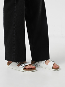 Шлёпанцы Birkenstock модель 552681 Фото