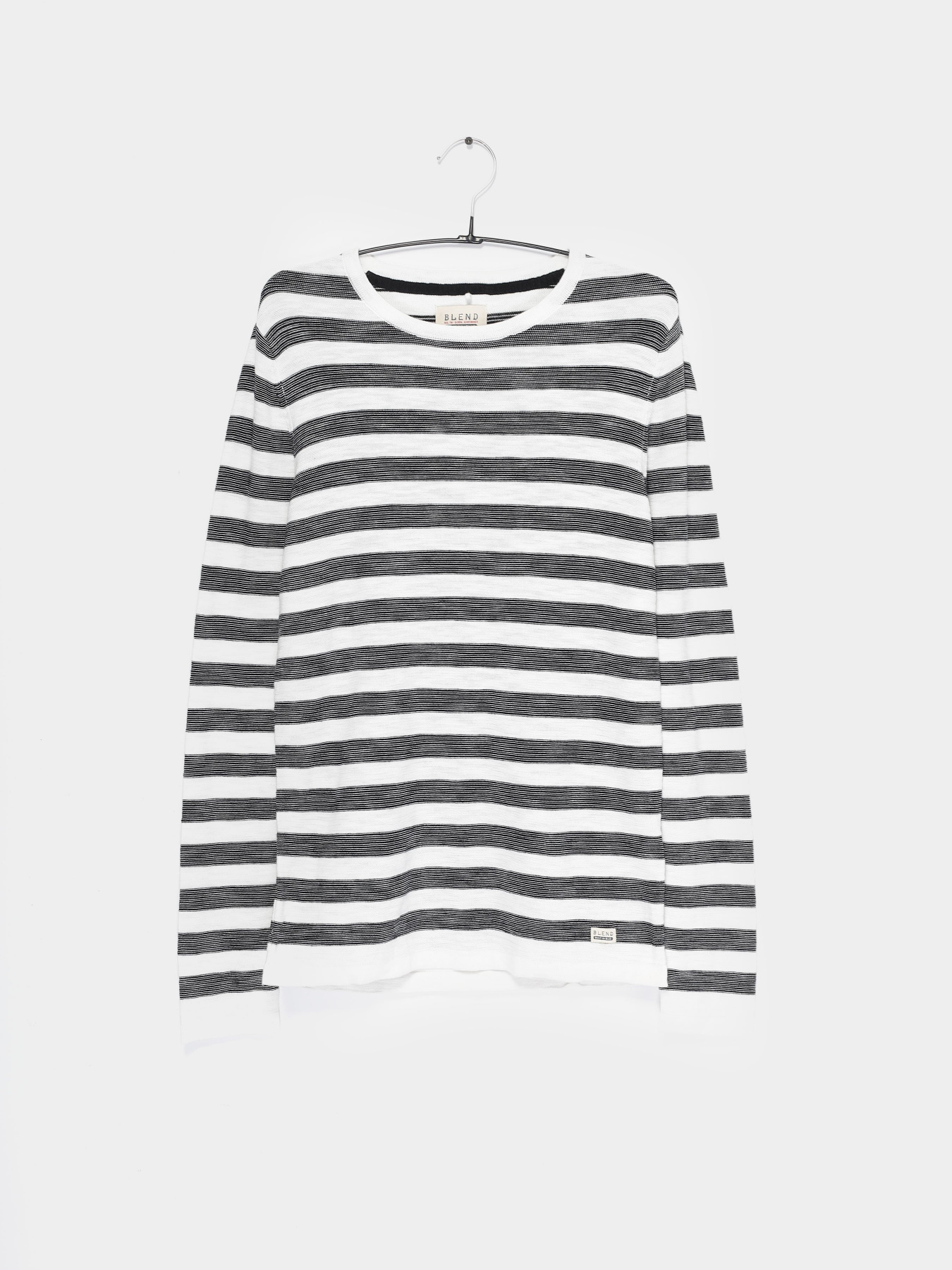 Свитры и кардиганы Blend модель 20709860_білий з чорним Фото