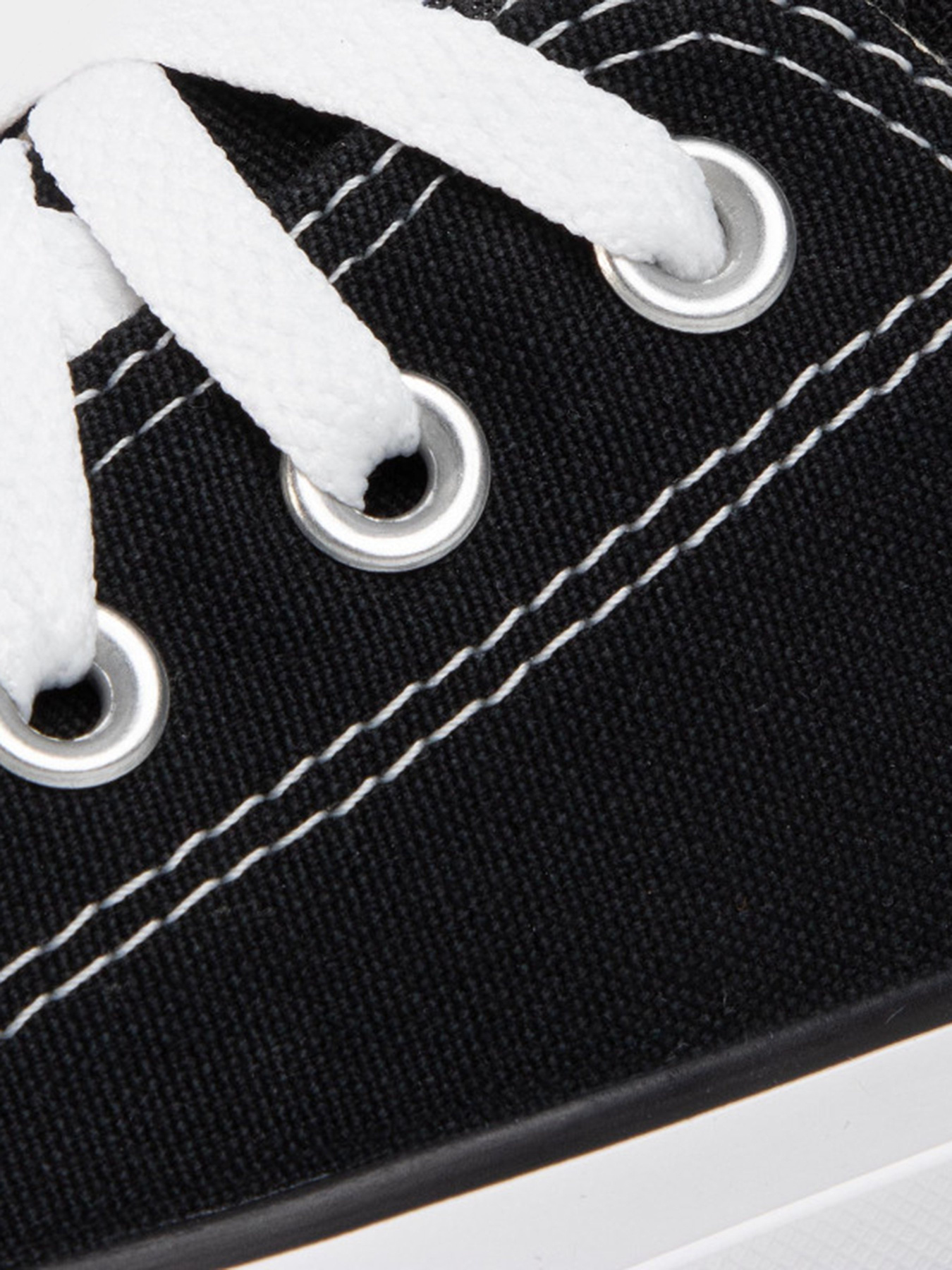Кеди CONVERSE CHUCK TAYLOR ALL STAR OX модель M9166C Кеди CONVERSE CHUCK TAYLOR ALL STAR OX модель M9166C Фото