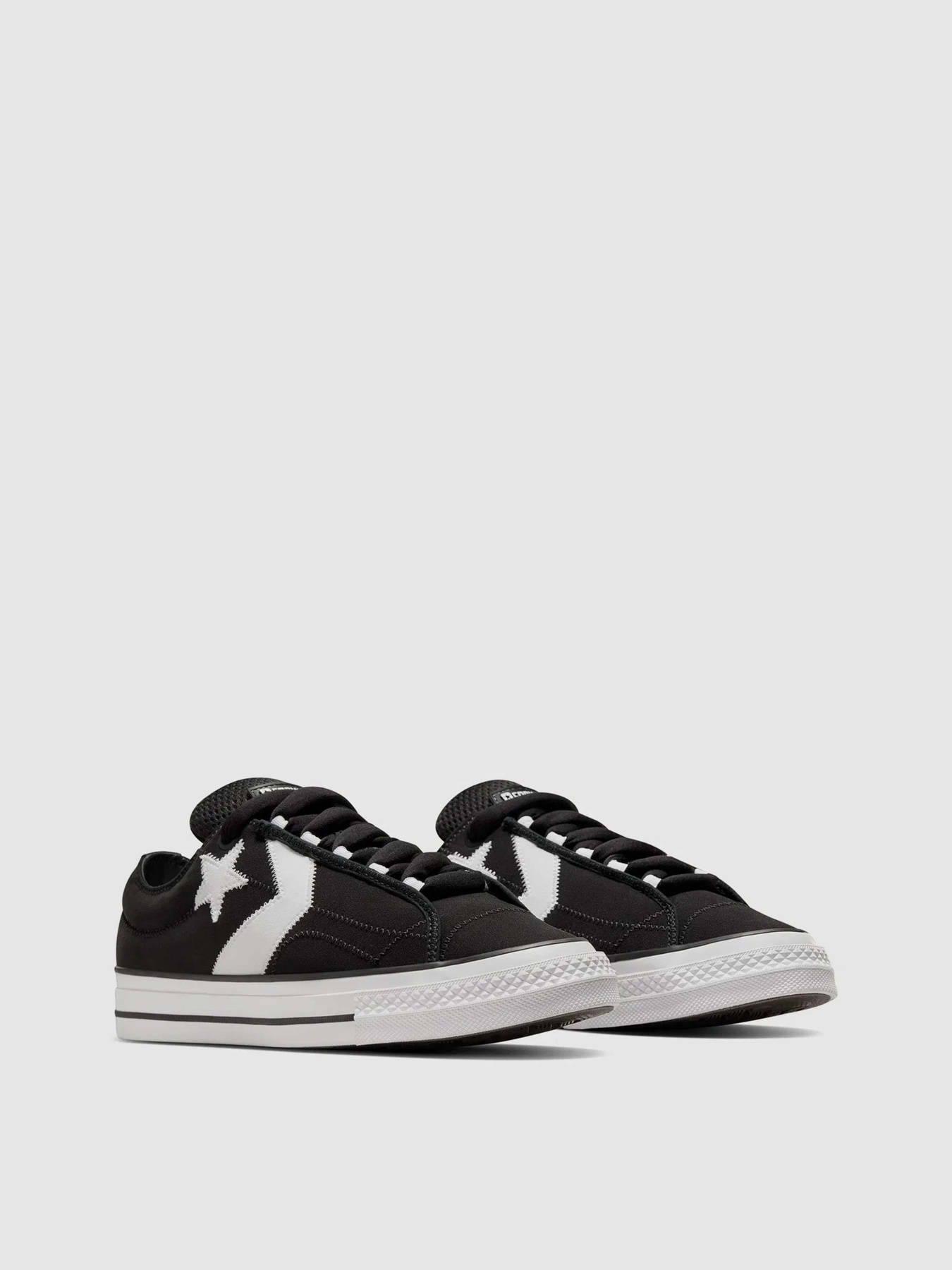 Кеды CONVERSE STAR PLAYER 76 OX модель A11483C Кеды CONVERSE STAR PLAYER 76 OX модель A11483C Фото