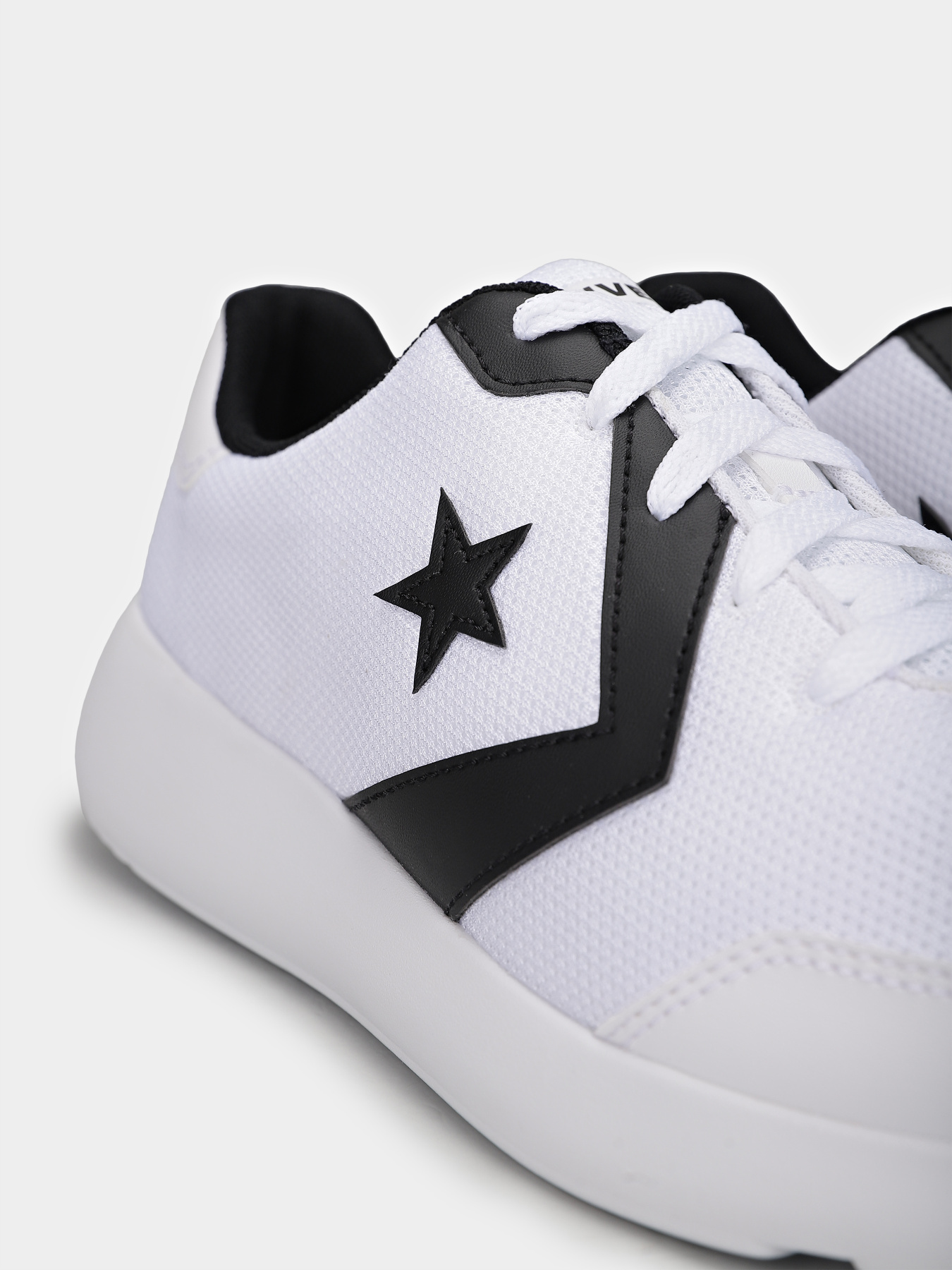 Кроссовки CONVERSE DAY ONE TRAINER OX модель A14808C Кроссовки CONVERSE DAY ONE TRAINER OX модель A14808C Фото