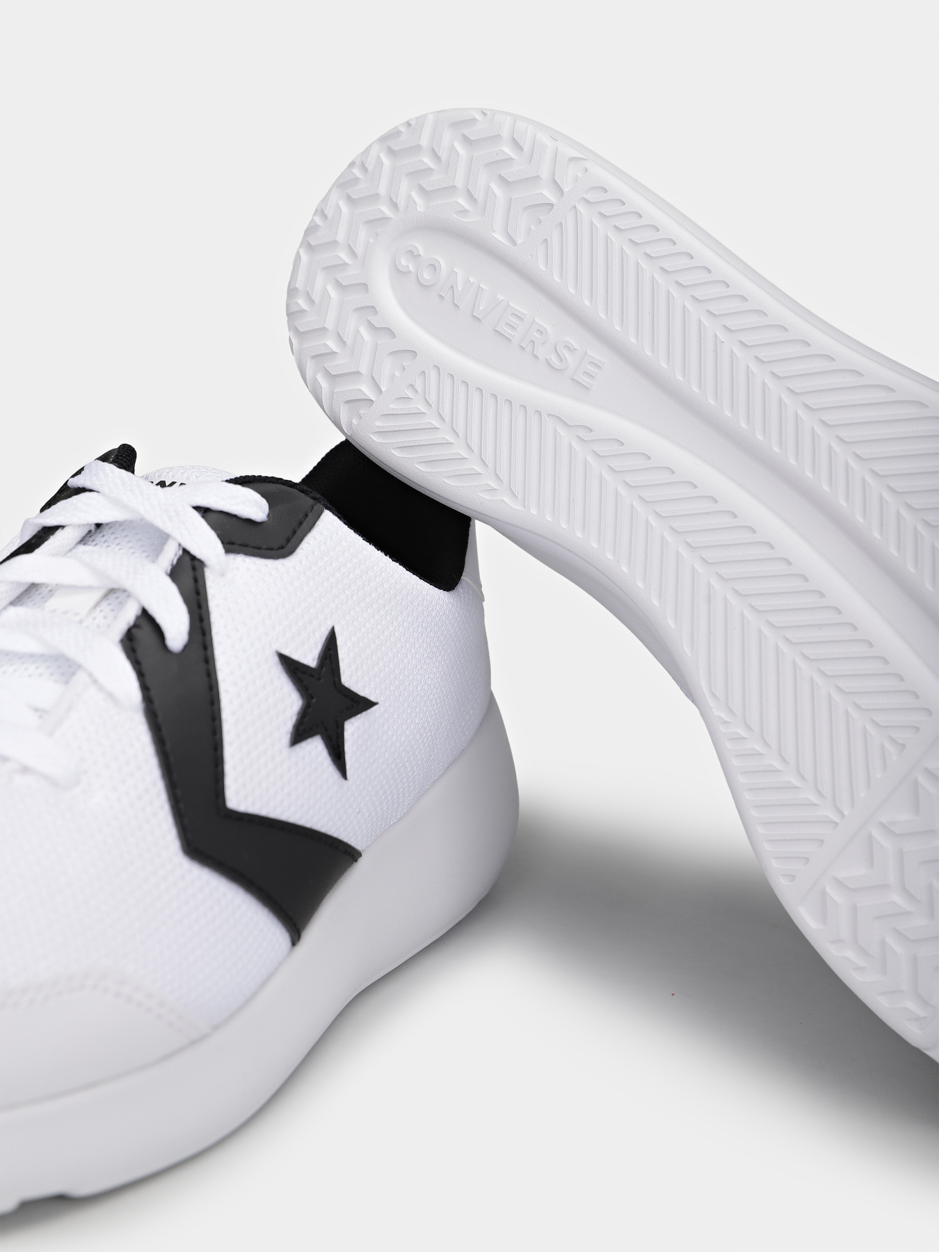 Кроссовки CONVERSE DAY ONE TRAINER OX модель A14808C Кроссовки CONVERSE DAY ONE TRAINER OX модель A14808C Фото