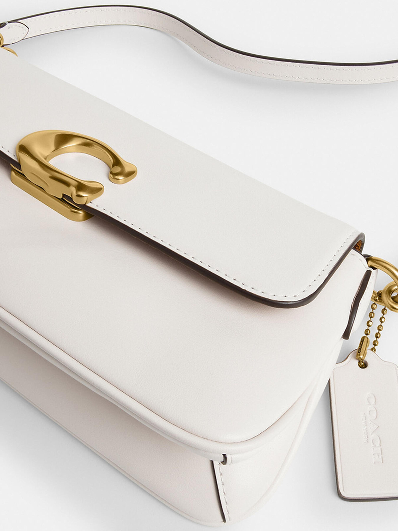 Сумки Coach модель CAM16B4/HA Сумки Coach модель CAM16B4/HA Фото