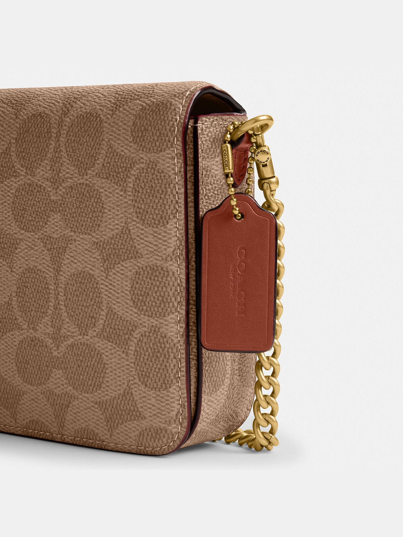 Сумки Coach модель CAO03B4XHG Сумки Coach модель CAO03B4XHG Фото