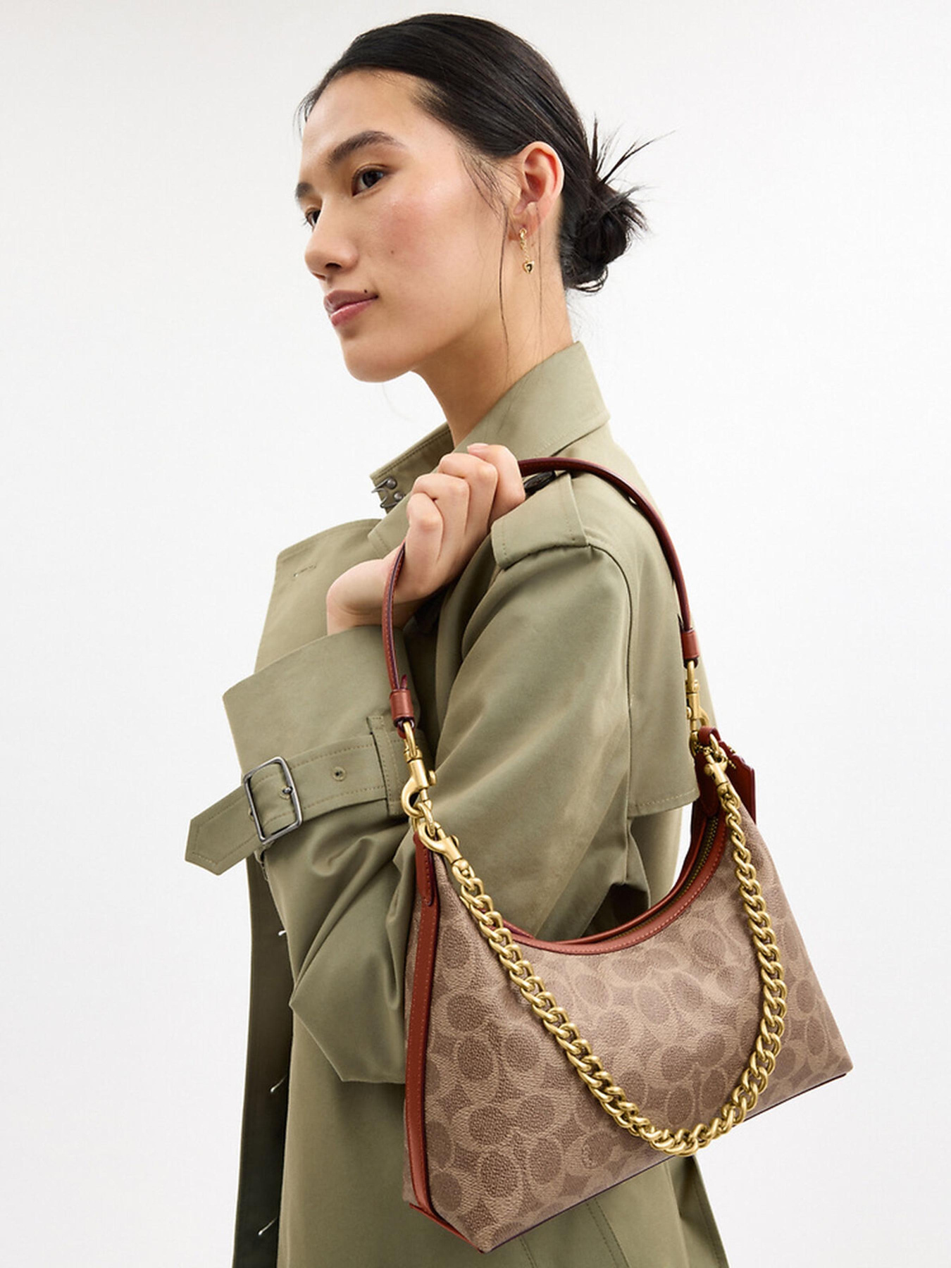 Сумки Coach модель CAM26B4XHG Фото