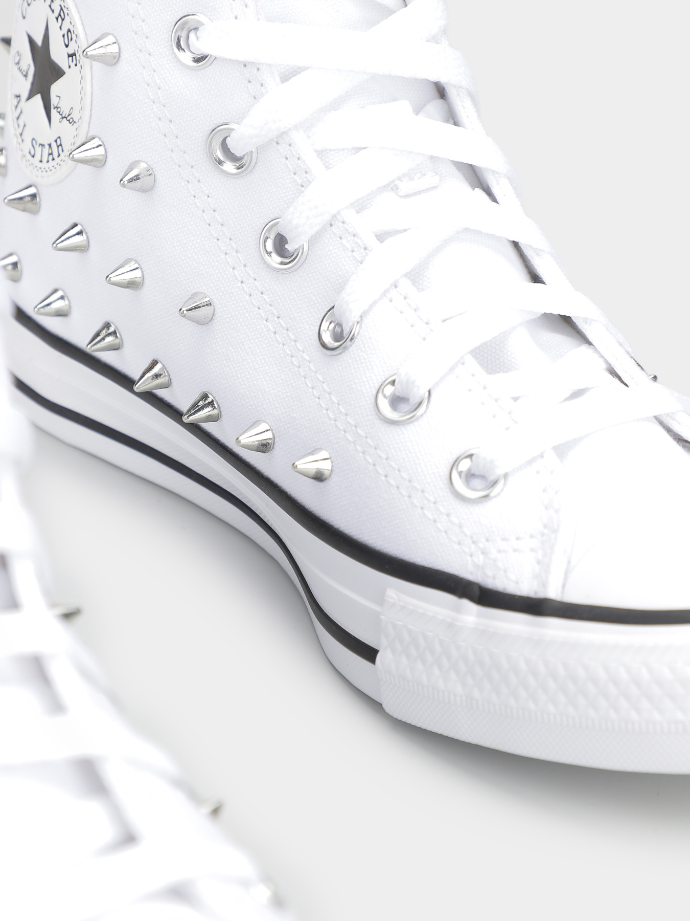 Кеды CONVERSE CHUCK TAYLOR ALL STAR STUDDED модель A06444C Кеды CONVERSE CHUCK TAYLOR ALL STAR STUDDED модель A06444C Фото