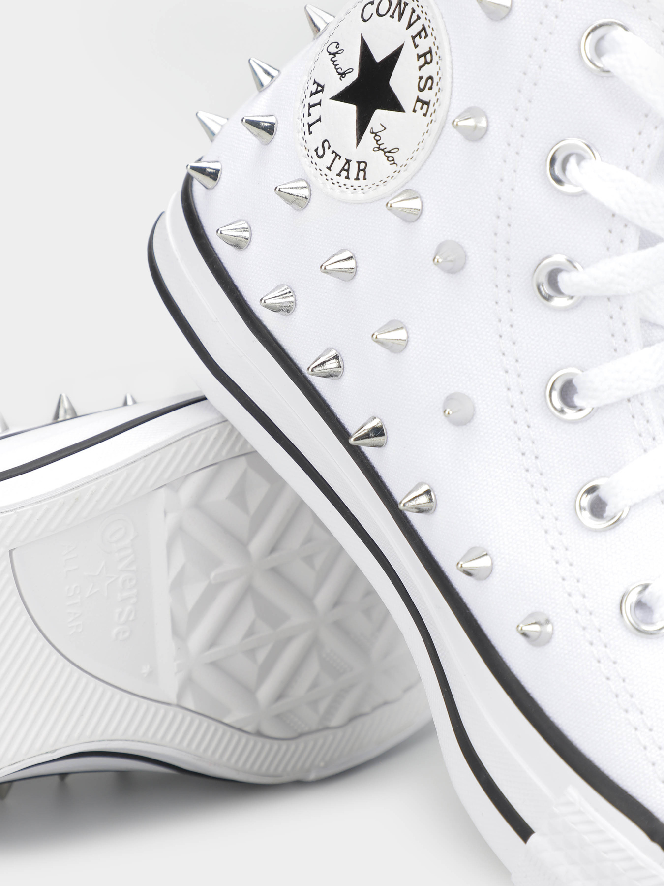 Кеды CONVERSE CHUCK TAYLOR ALL STAR STUDDED модель A06444C Кеды CONVERSE CHUCK TAYLOR ALL STAR STUDDED модель A06444C Фото