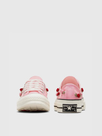 Кеды CONVERSE CHUCK 70 VALENTINE'S DAY модель A13649C Фото