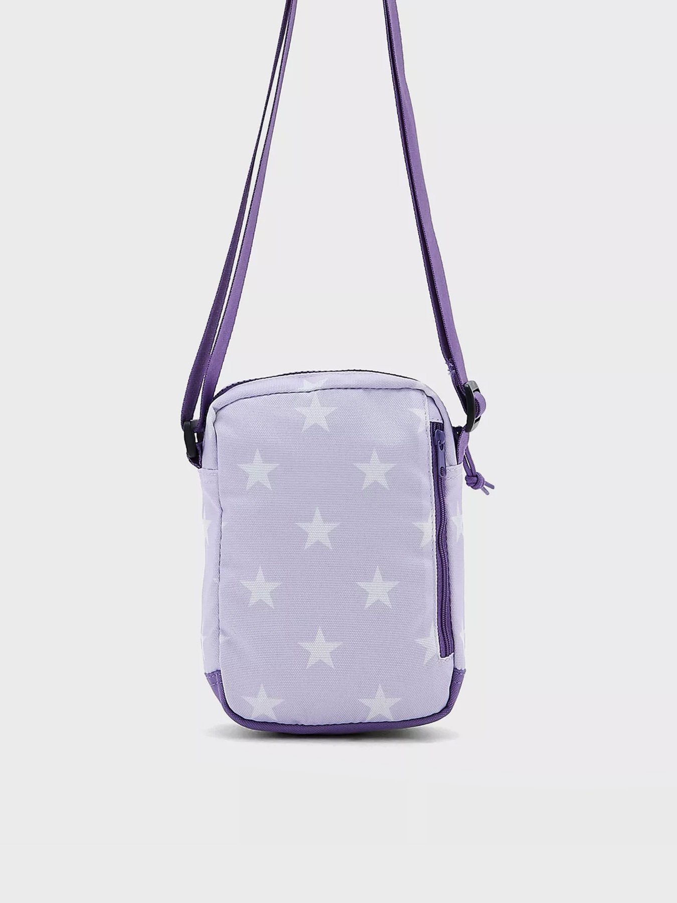 Сумки CONVERSE модель 10021546-533 Сумки CONVERSE модель 10021546-533 Фото