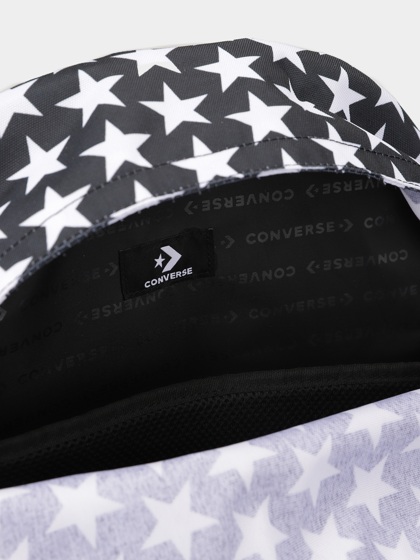 Рюкзаки CONVERSE GO 2 24L модель 10019901-102 Рюкзаки CONVERSE GO 2 24L модель 10019901-102 Фото