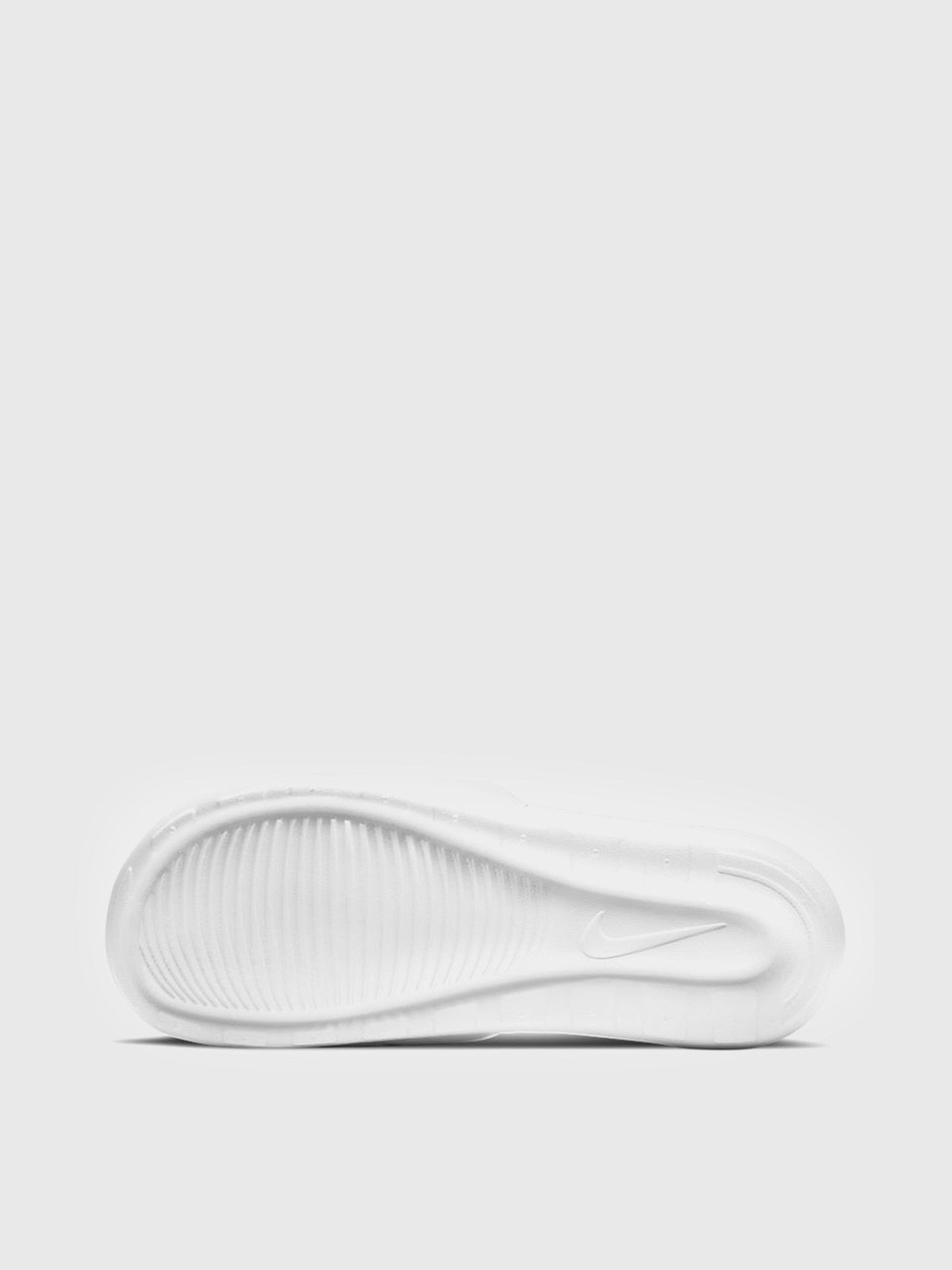 Шльопанці NIKE Victori модель CN9675-102 Фото