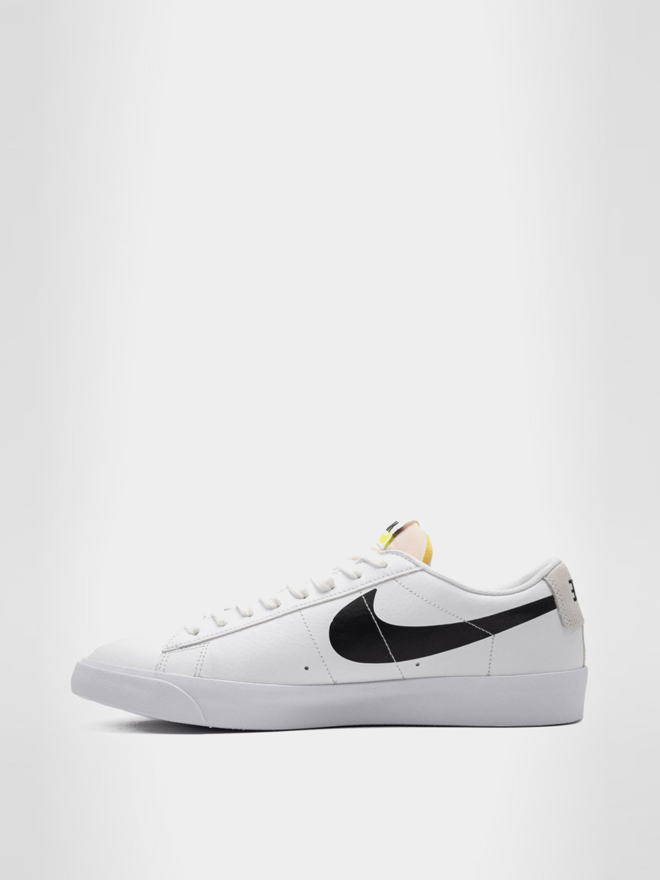 Кеди NIKE Blazer Low модель DA4652-100 Фото