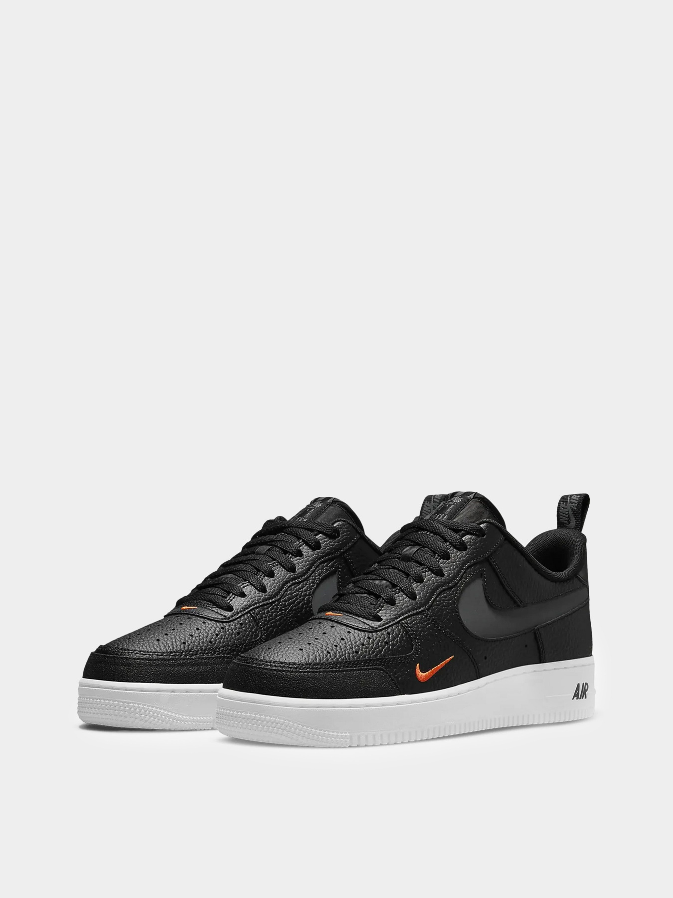 Кеди NIKE Air Force 1 LV8 модель DJ6887-001 Кеди NIKE Air Force 1 LV8 модель DJ6887-001 Фото