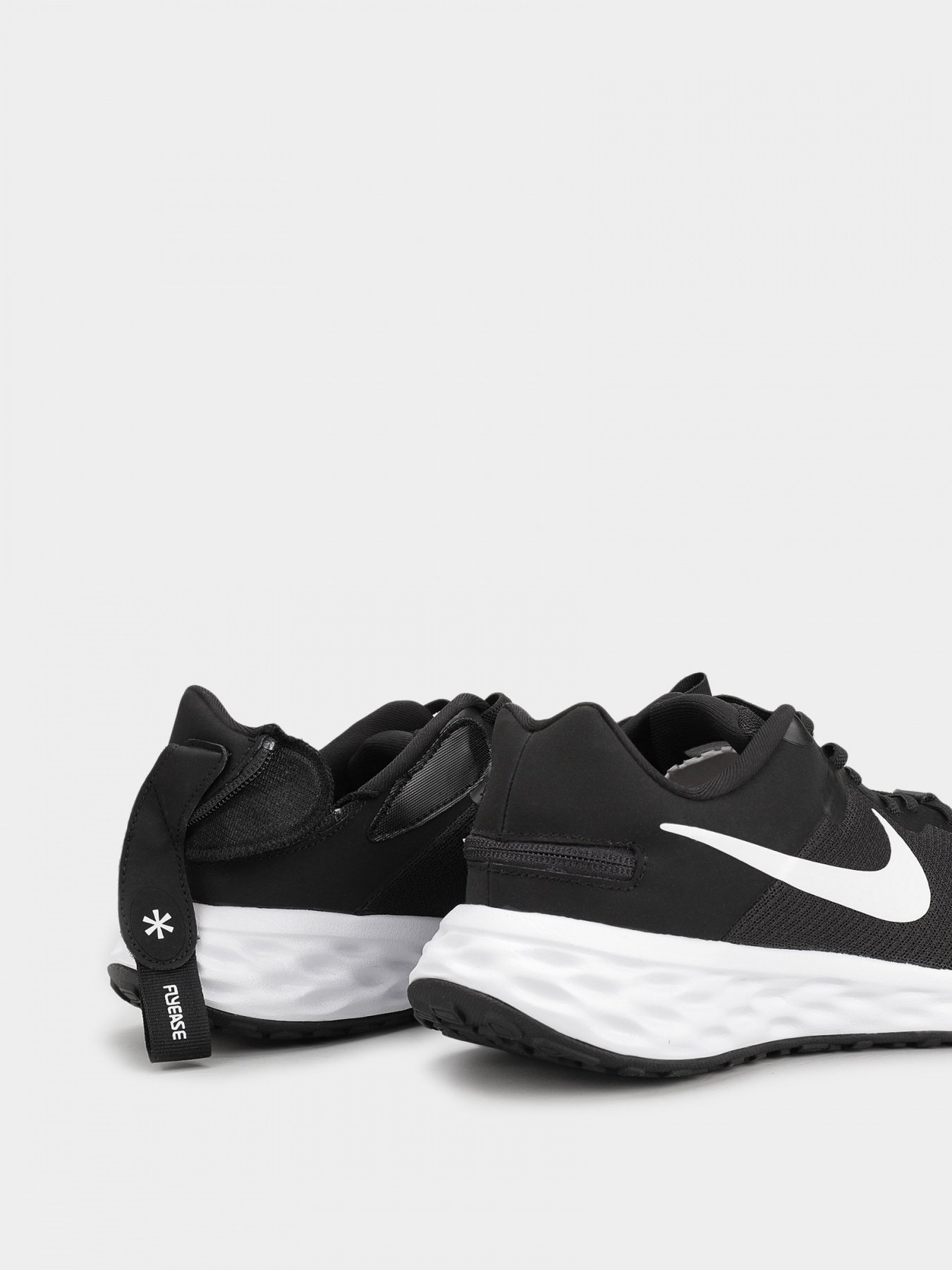 Кроссовки NIKE REVOLUTION 6 FLYEASE NN модель DC8992-003 Кроссовки NIKE REVOLUTION 6 FLYEASE NN модель DC8992-003 Фото