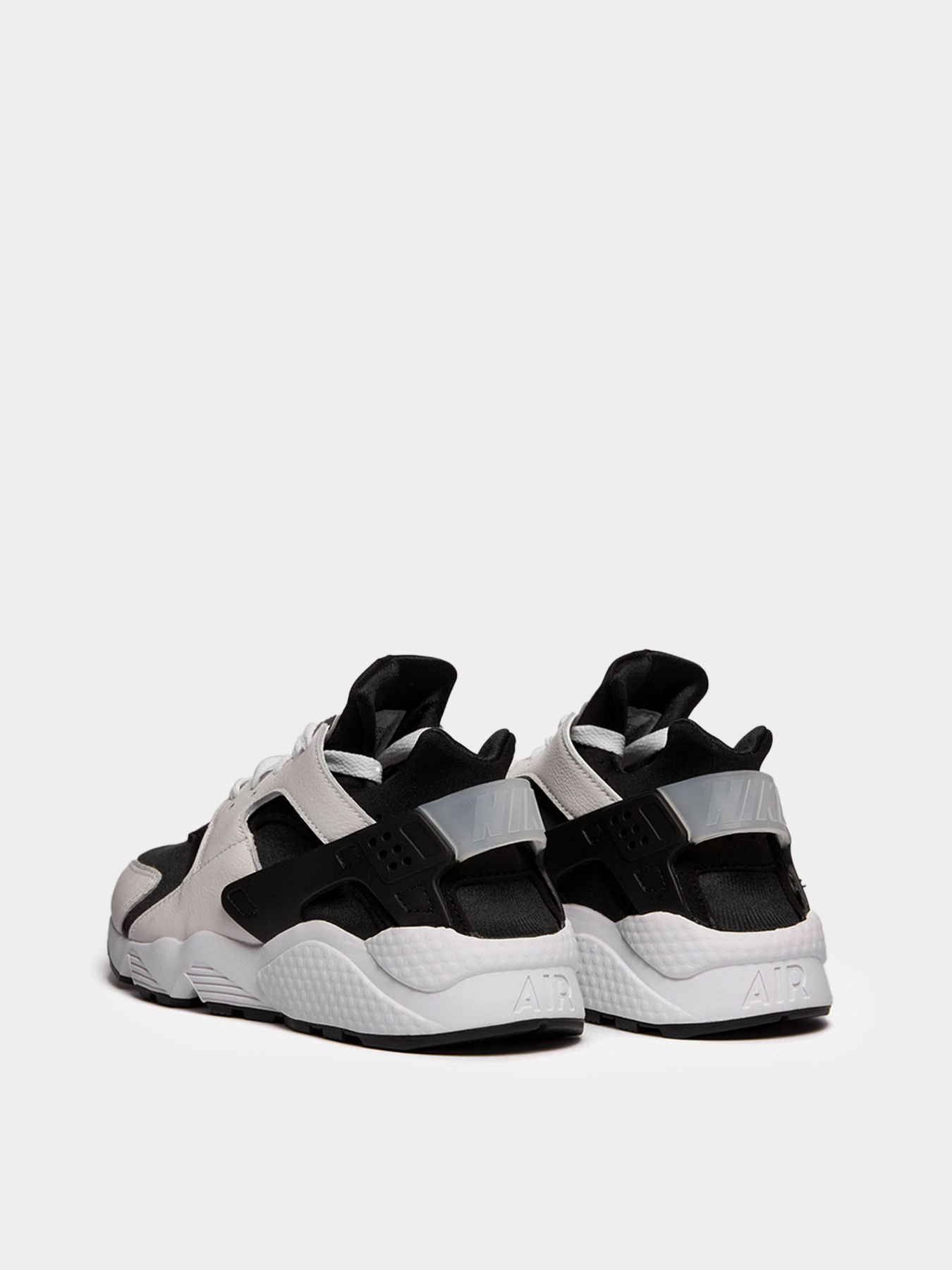 Кросівки NIKE Air Huarache модель DD1068-001 Фото