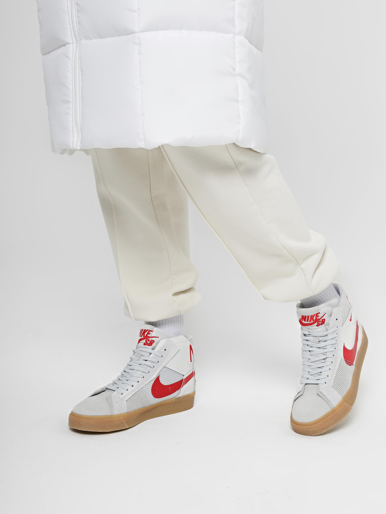 Кеды NIKE Sb Zoom Blazer Mid Premium модель FD5113-100 Фото